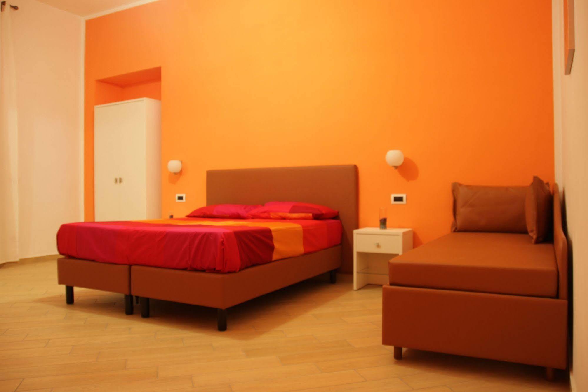 Bovio Modern 3*